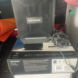 Netgear WiFi 5  Cable Modern Router/ Night Hawk